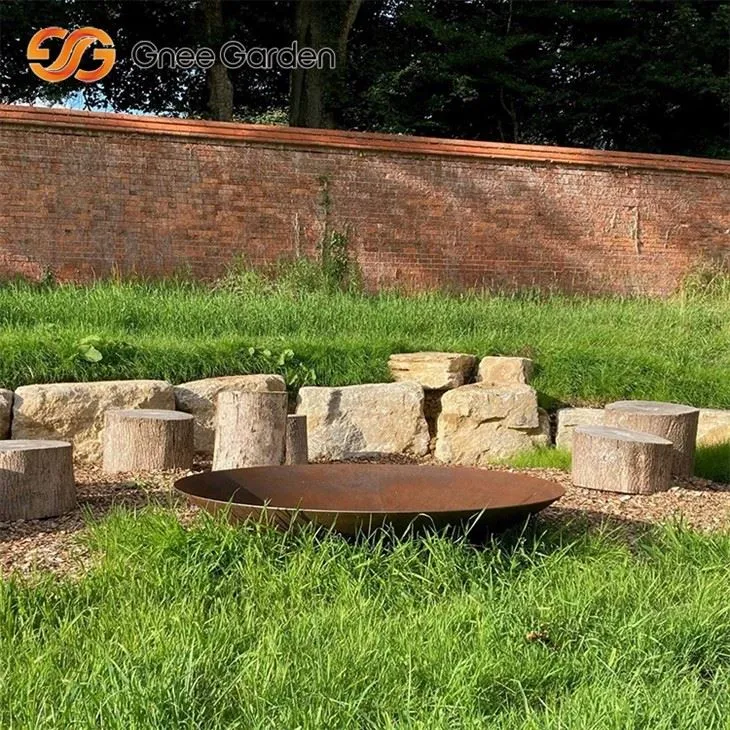 „Corten Steel“ moderni ugnies duobės dizainas