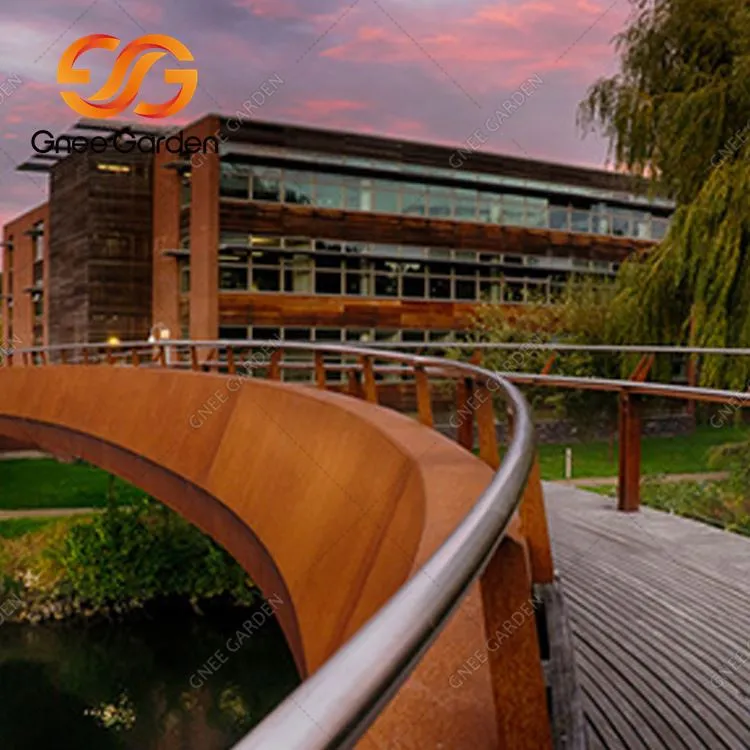 Corten plieno galingas metalinis sodo tiltas