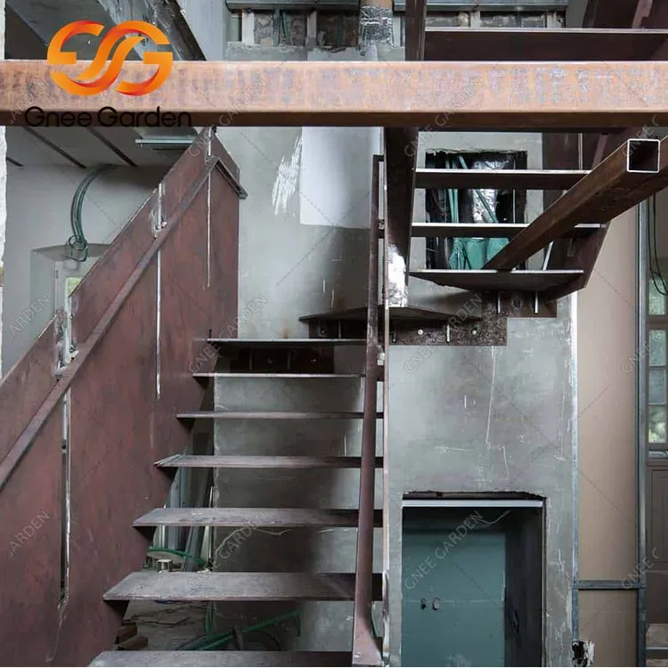 Sodo Corten plieno laiptai