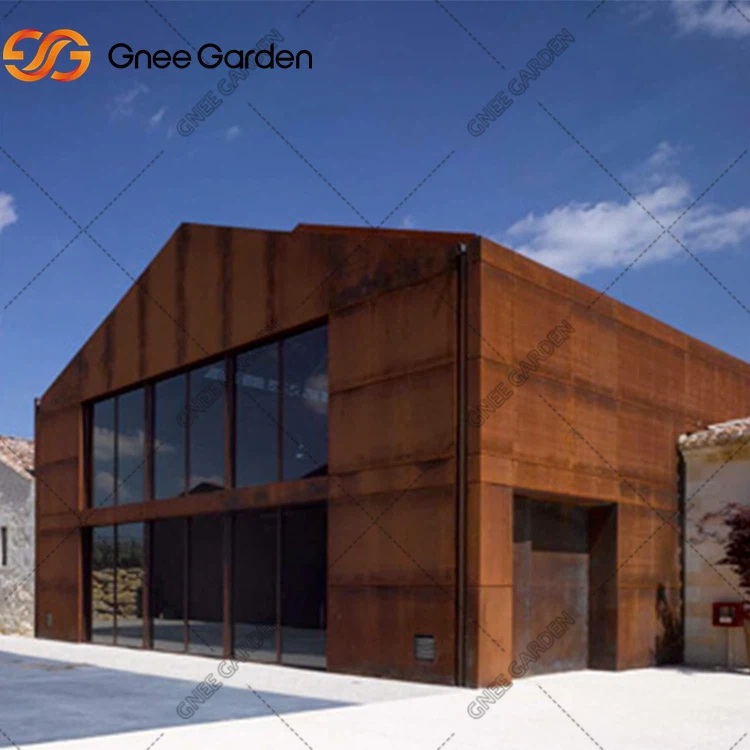 Metalinės išorinės fasado plokštės